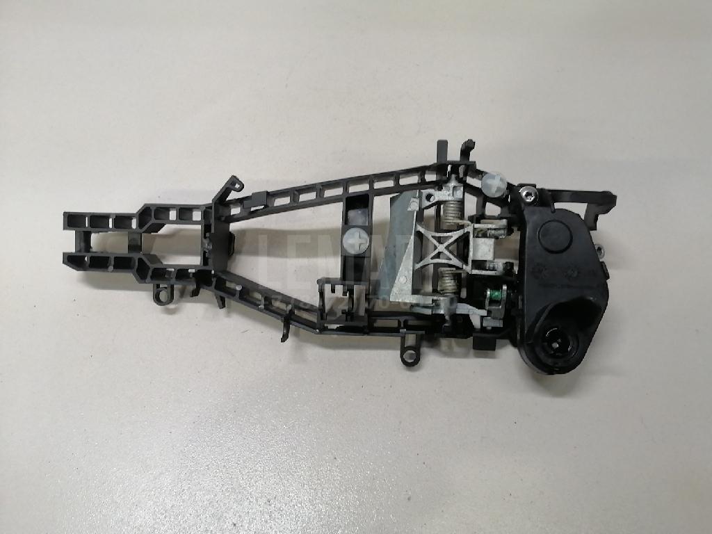 Кронштейн ручки для  BMW 5-serie E60/E61 2003-2009