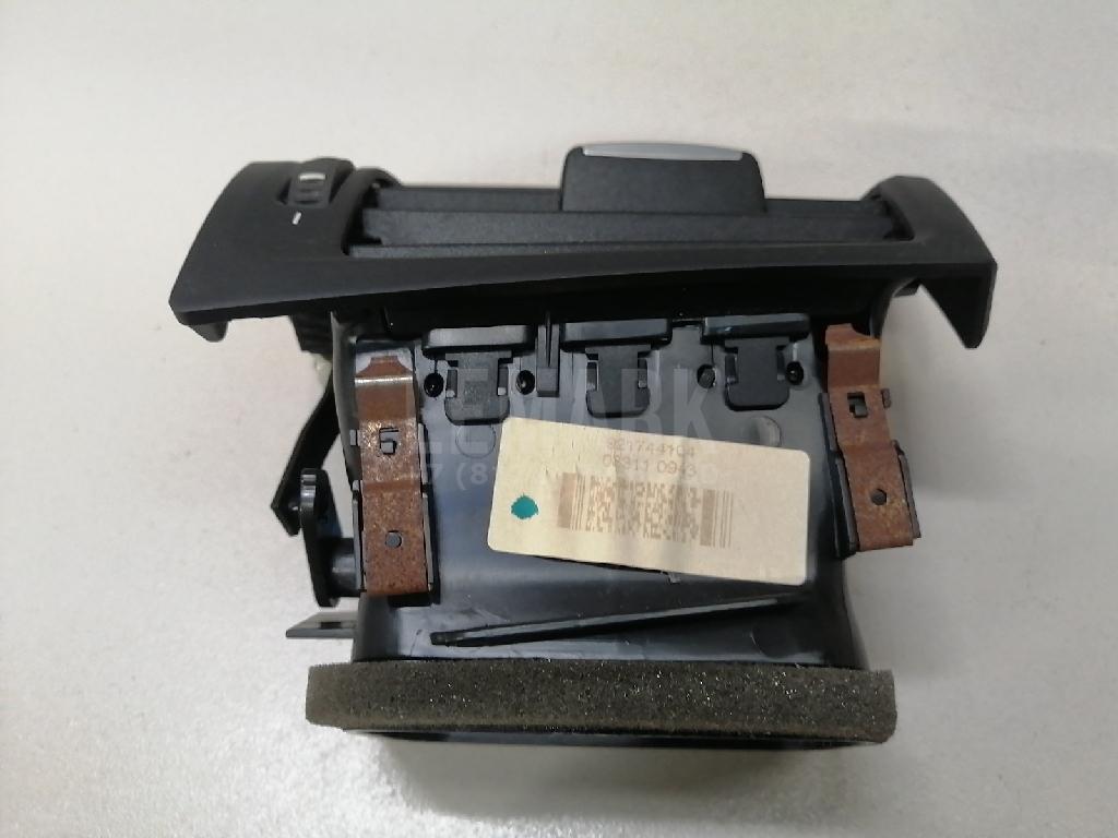 Дефлектор воздушный для  BMW 1-serie E82/E88 2007-2013