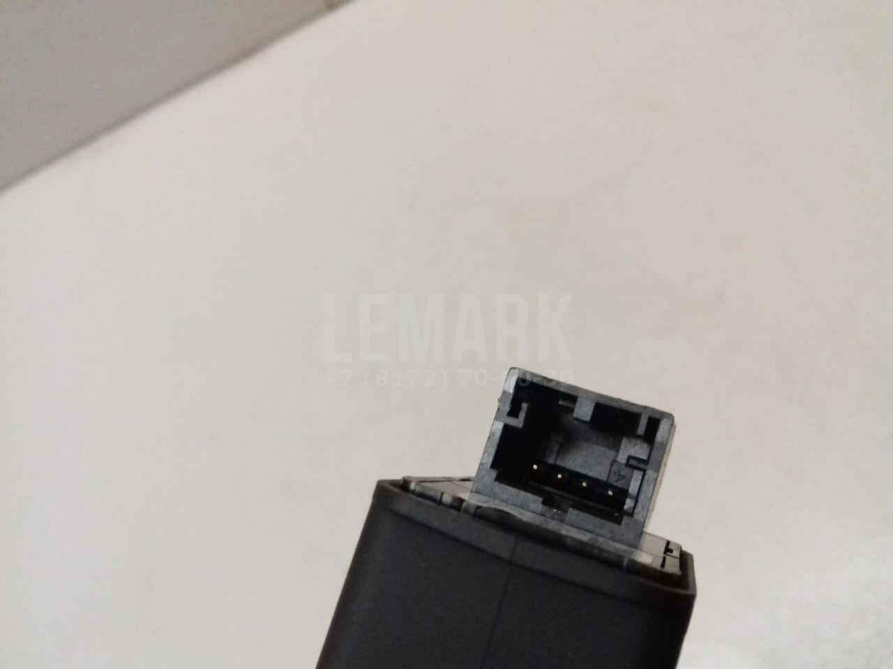 Кнопка открывания багажника для  BMW 3-serie E92/E93 2006-2012