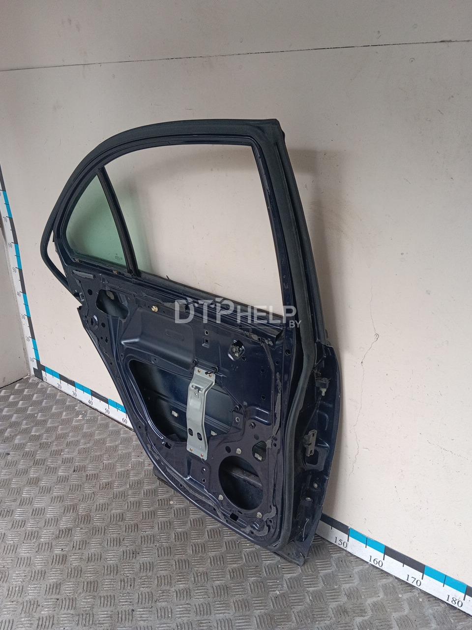 Фото Дверь задняя левая для Mercedes W203  2001