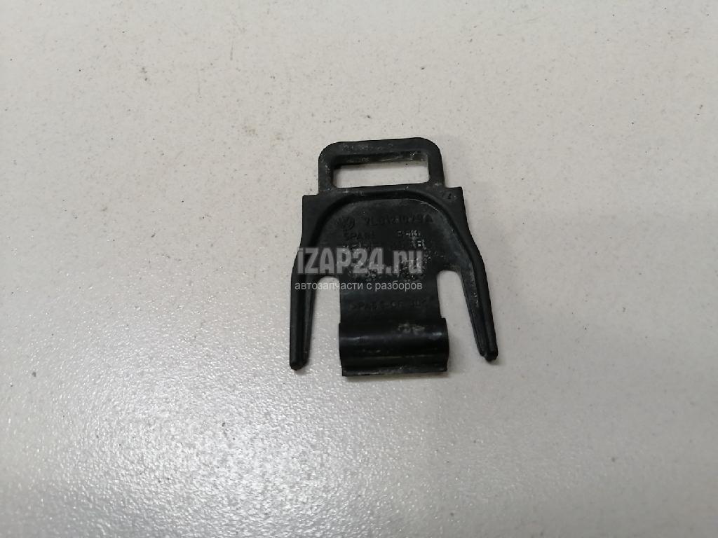 7L0121079A Кронштейн радиатора VAG Q7 [4L] (2005 - 2015)