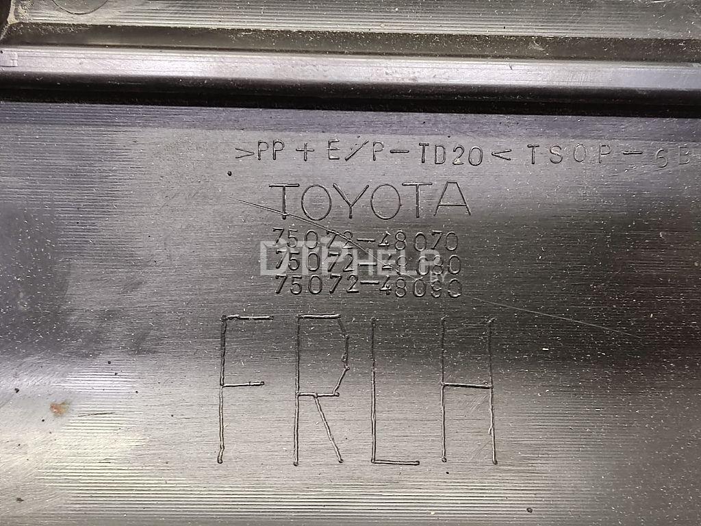Фото Накладка двери передней левой для Toyota Highlander II  2008
