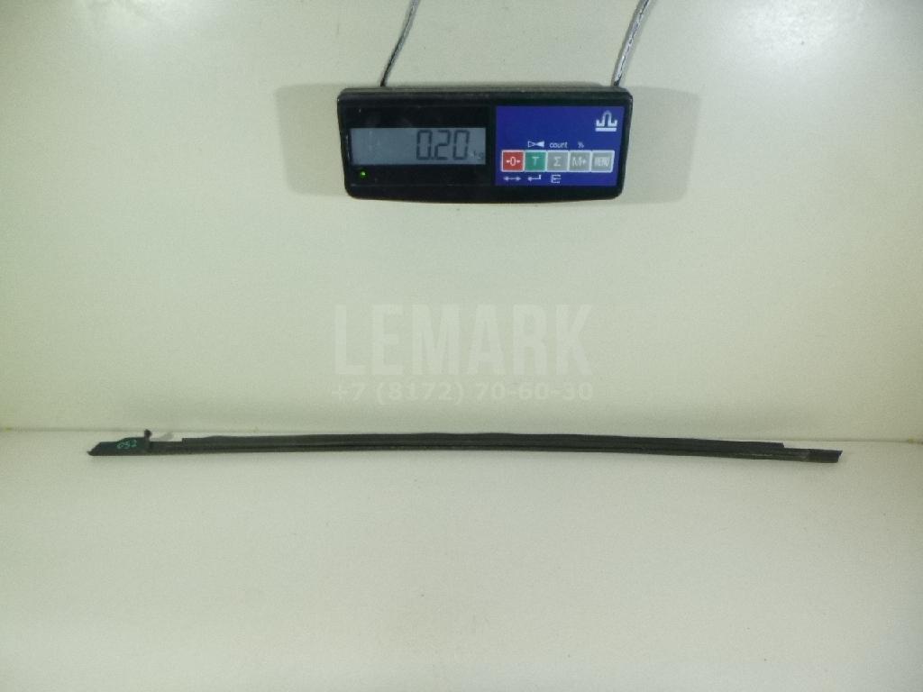 Накладка стекла переднего правого 6R48374785AP VAG