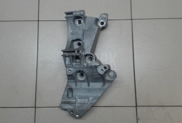 Кронштейн кондиционера 1171000Q1D Nissan