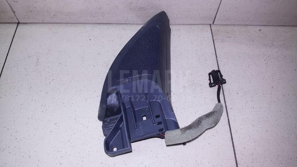Крышка зеркала внутренняя правая 5K0837974K82V VAG