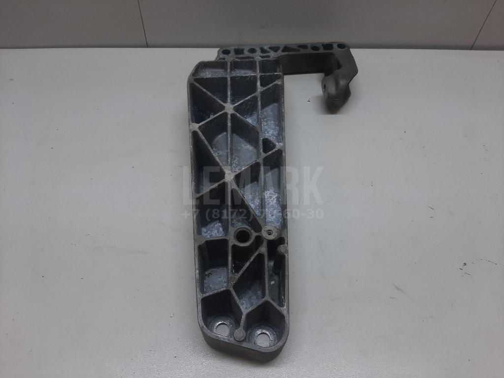 Кронштейн КПП для  Audi TT(8N) 1998-2006