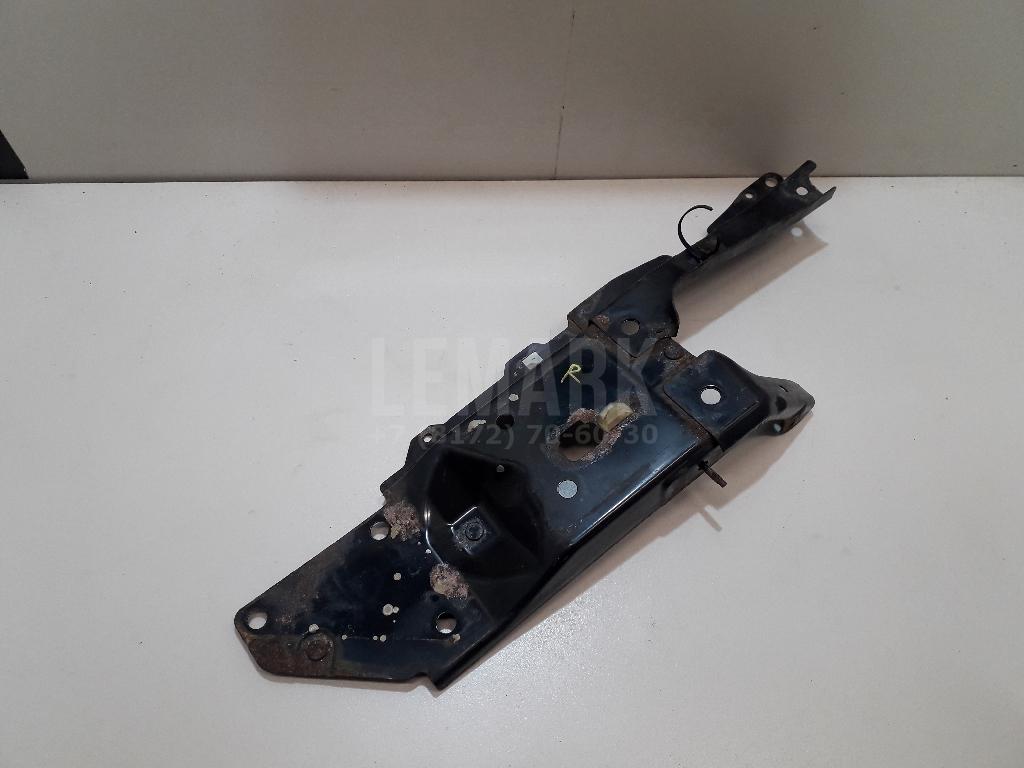 Элемент передней панели 62520JG00A Nissan