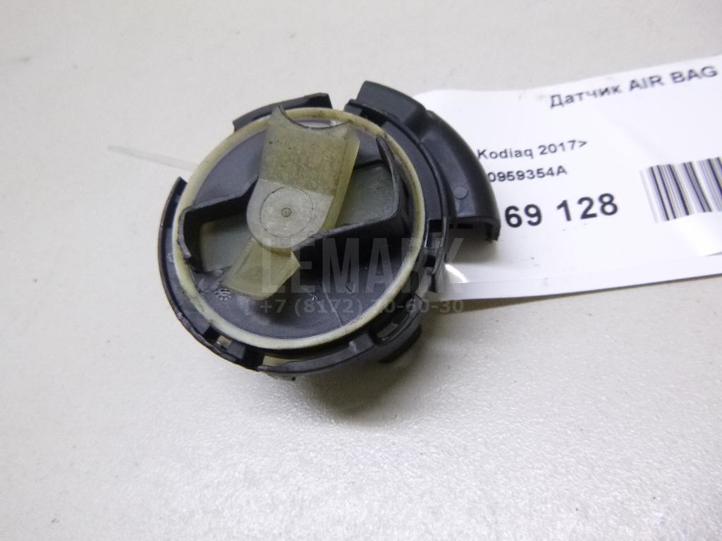 Датчик AIR BAG 3Q0959354A VAG