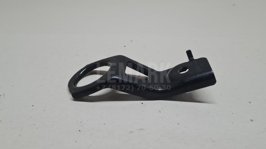 Кронштейн радиатора 1653326070 Toyota