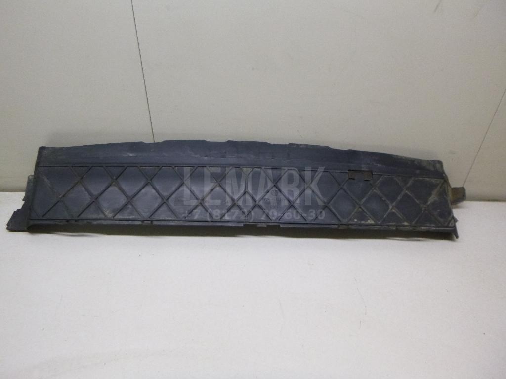 Воздуховод радиатора нижний 5N0121341A VAG