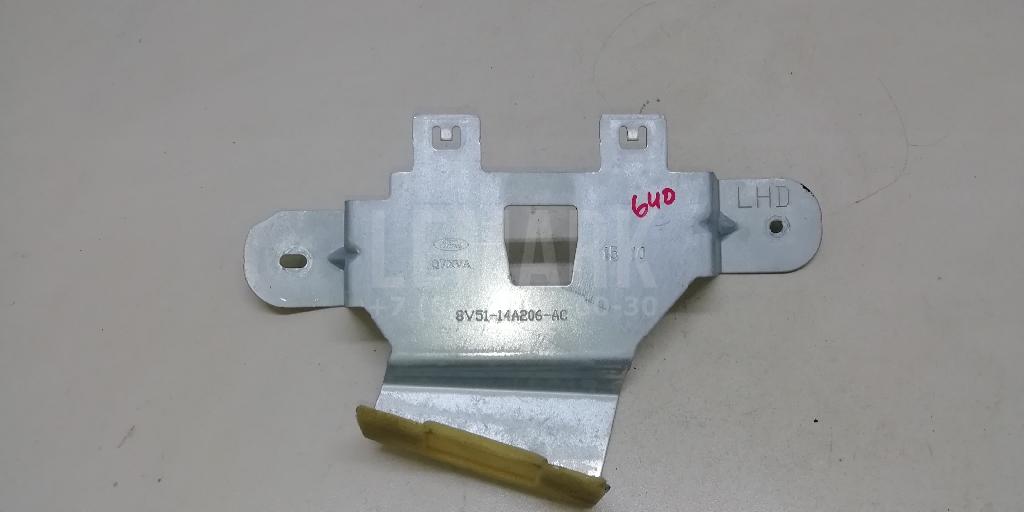 Кронштейн (сопут. товар) для  Audi 80/90 [B2] 0-1986