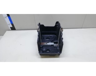 Крепление АКБ (корпус/подставка) для Ford Fiesta 2008-2019 БУ состояние отличное