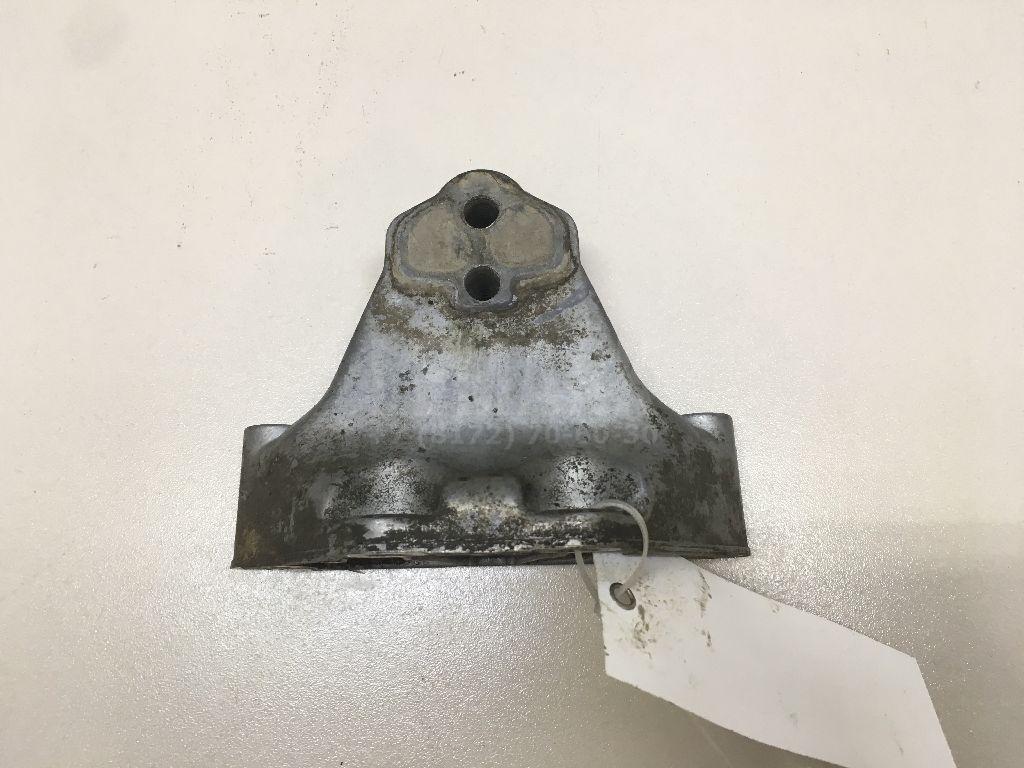 Кронштейн опоры КПП 7L0399649C VAG