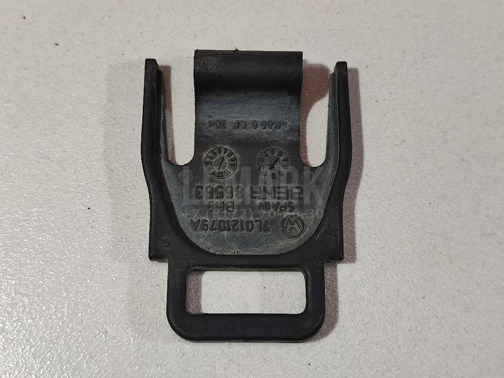 Кронштейн радиатора для  BPW R 1982
