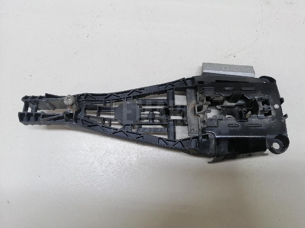 Кронштейн ручки 138175 GM