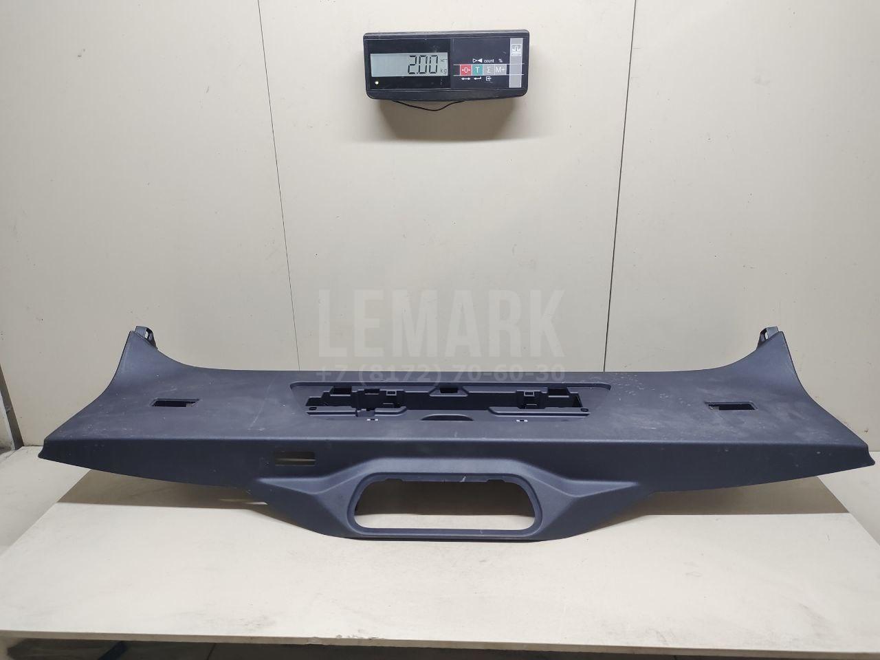 Обшивка двери багажника для  BMW 7-serie G11/G12 2015-2022