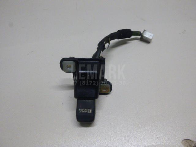 Камера заднего вида 867B042020 Toyota