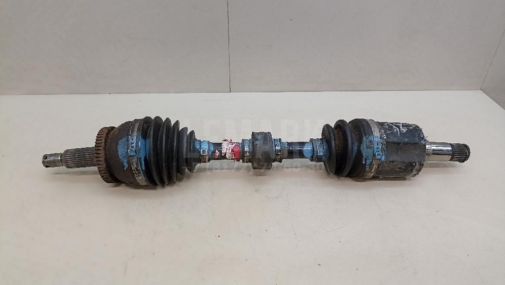 Полуось передняя левая 495002B260 Hyundai-Kia