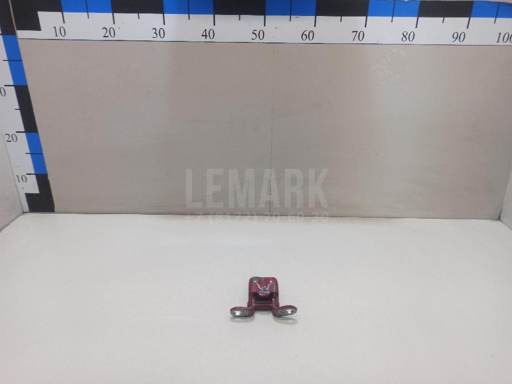 Петля двери 824204P00A Nissan