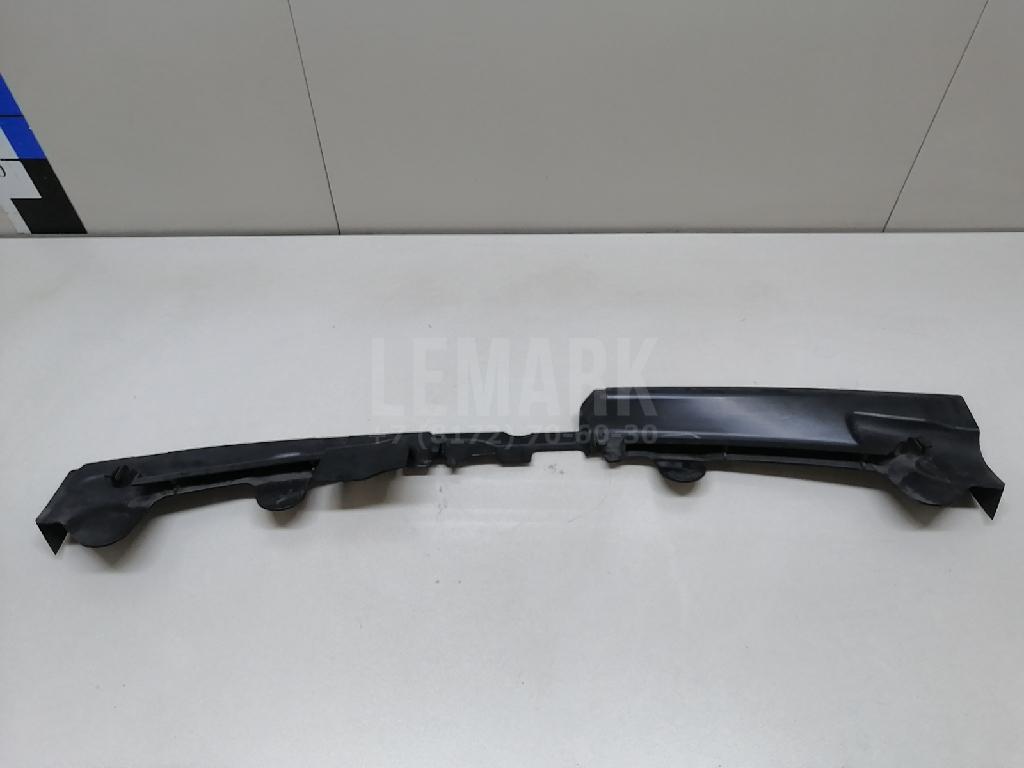 Воздуховод радиатора правый 3AA121284A VAG