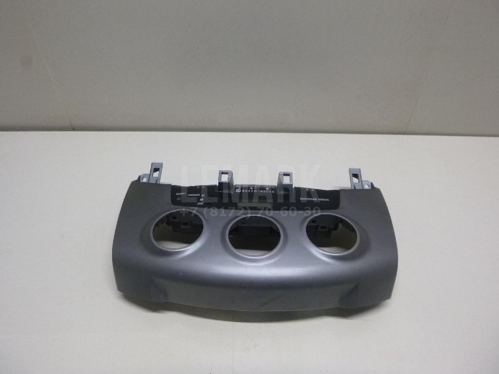 Часы 8392042010B0 Toyota
