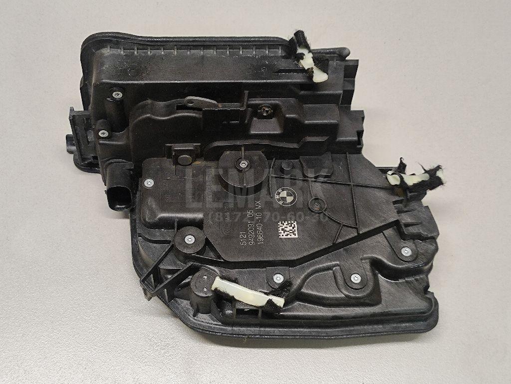 Замок двери передней левой для  Audi V8 1988-1994