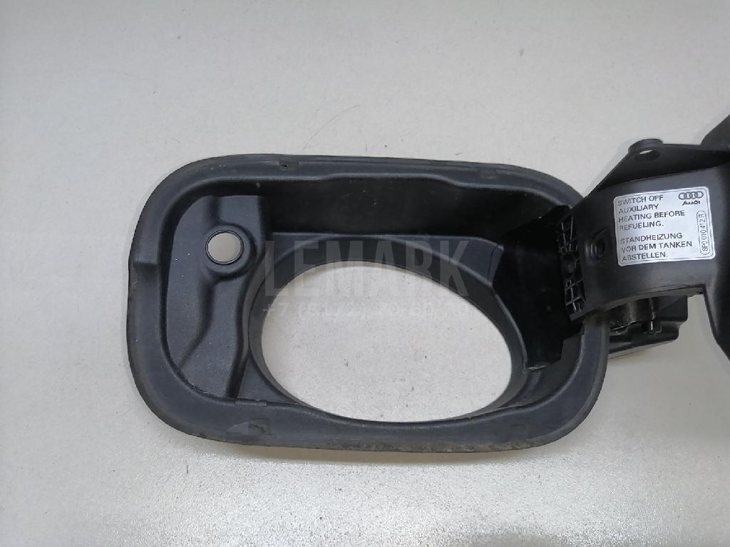 Ниша лючка бензобака для  BMW 5-serie G30/G31/F90 2017-2023