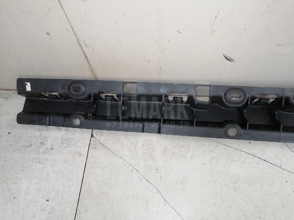 Кронштейн накладки на порог (наружней) для  BMW X1 E84 2009-2015