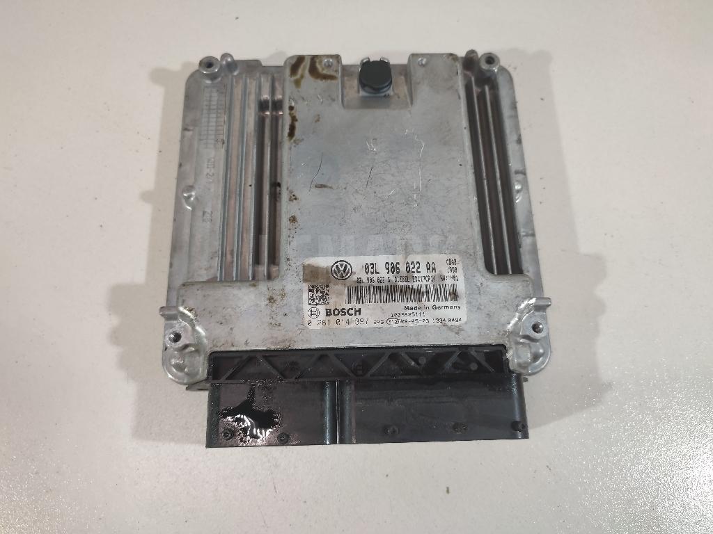 Блок управления двигателем 03L906022AA VAG