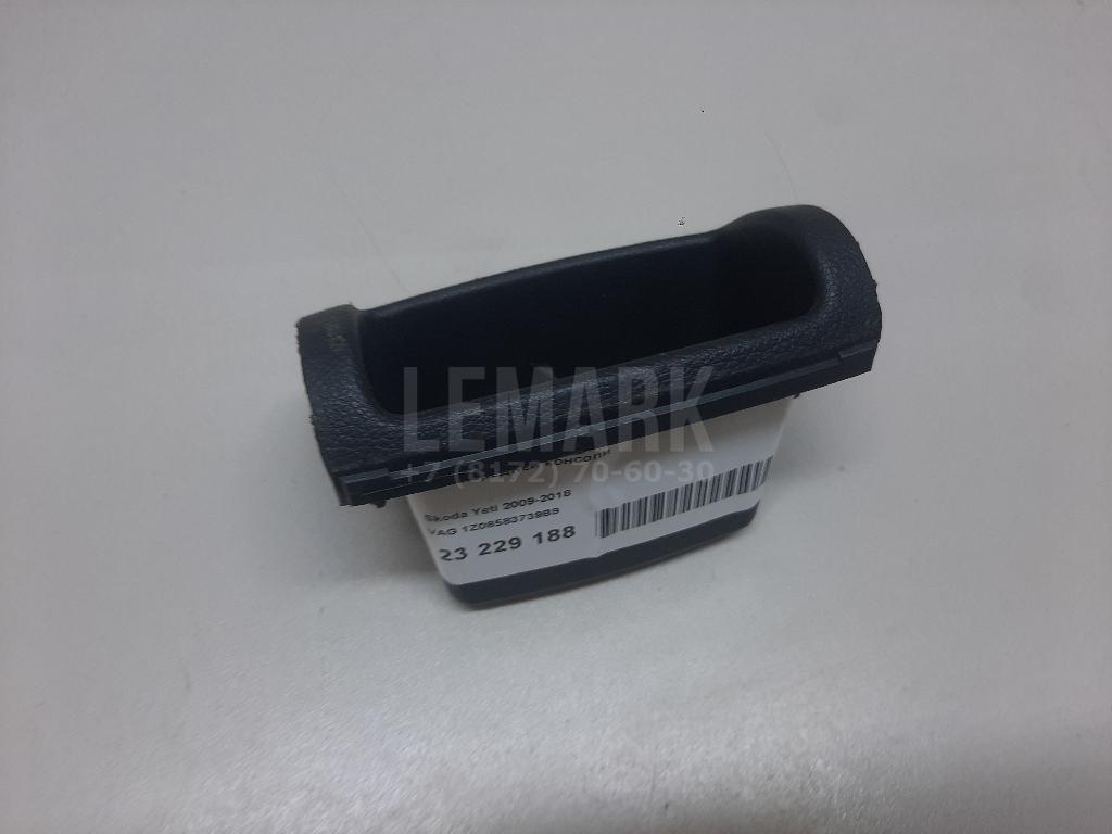 Ящик передней консоли 1Z08583739B9 VAG
