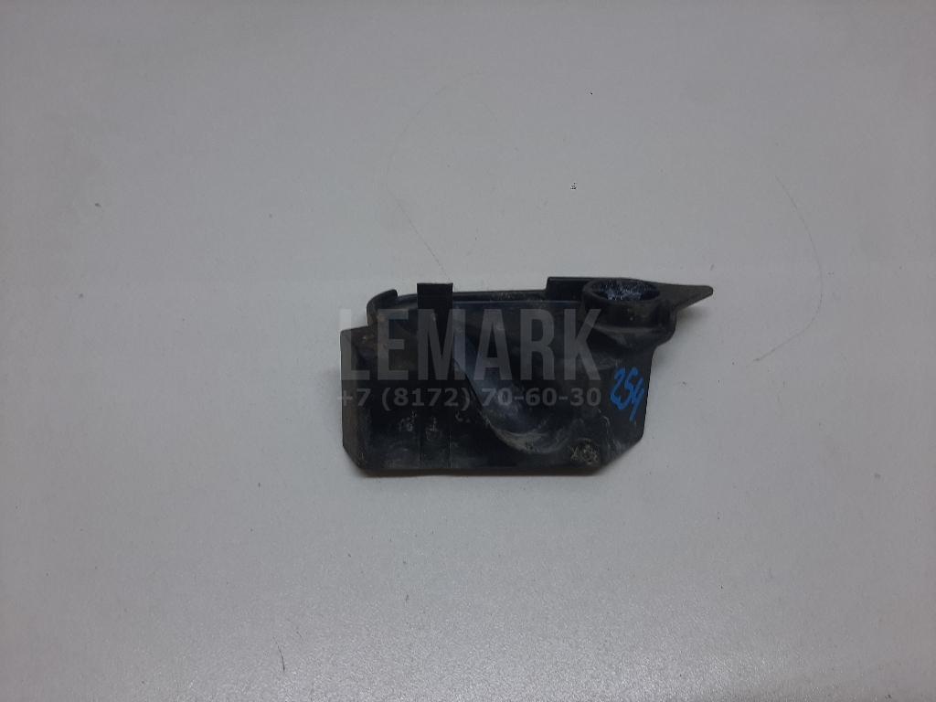 Кожух замка капота 5L0823755 VAG