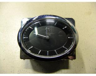 Часы для Infiniti QX56 (JA60) 2004-2009 с разбора состояние отличное