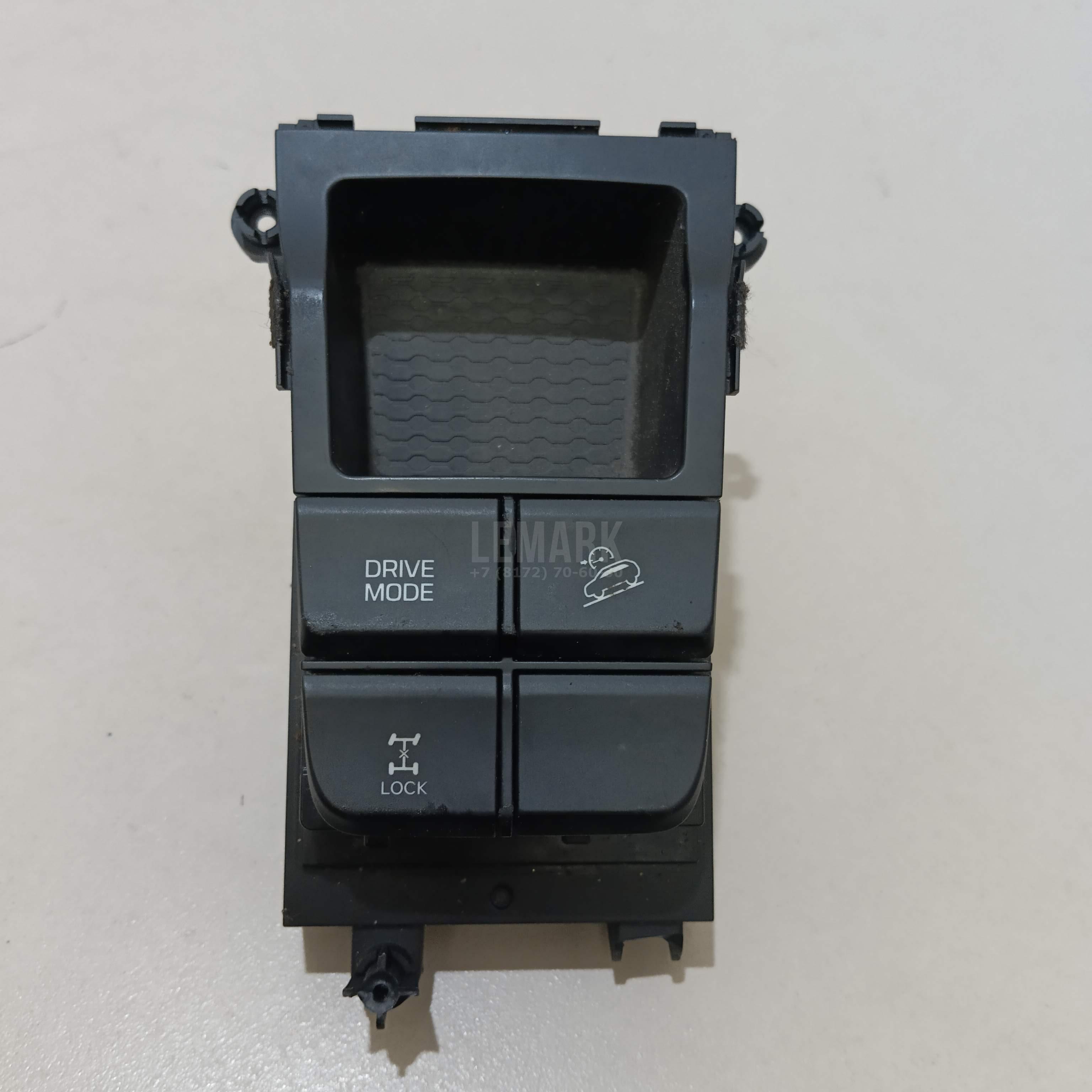 Блок кнопок 93300D32004X Hyundai-Kia