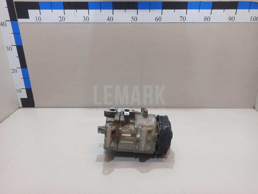Компрессор кондиционера 8831042560 Toyota