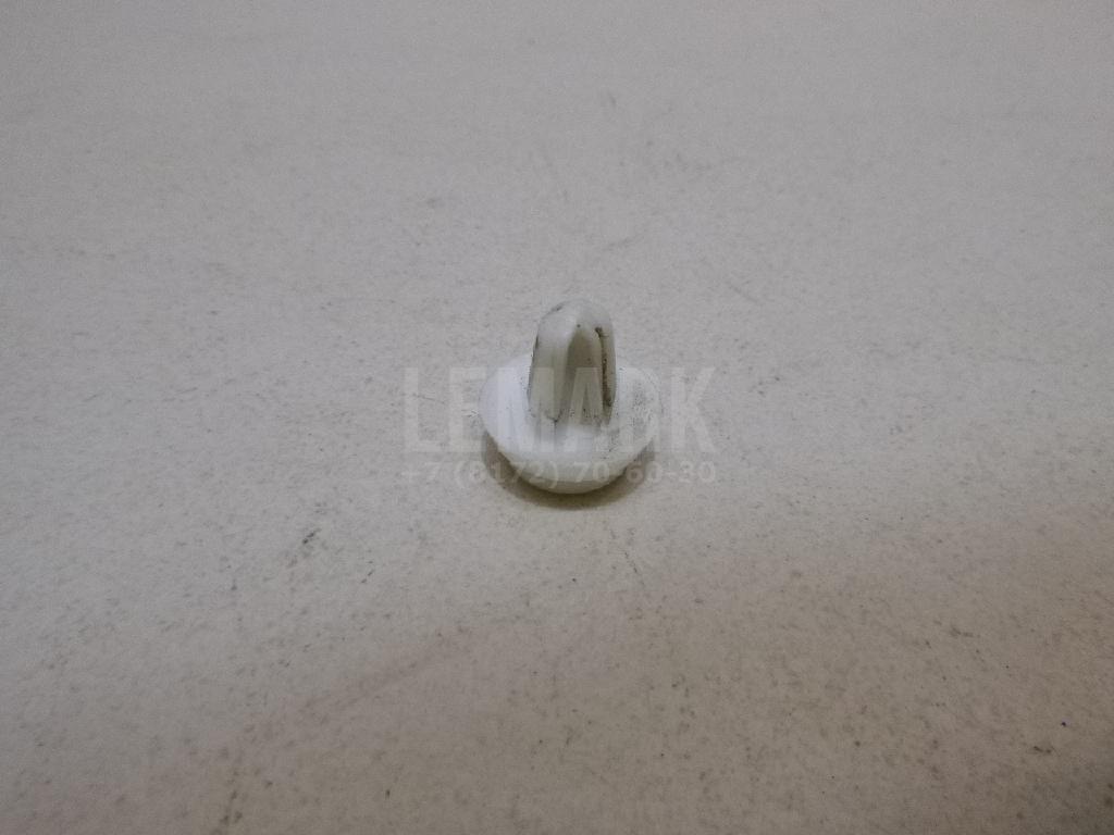 Крепеж (клоп) 823152P000 Hyundai-Kia