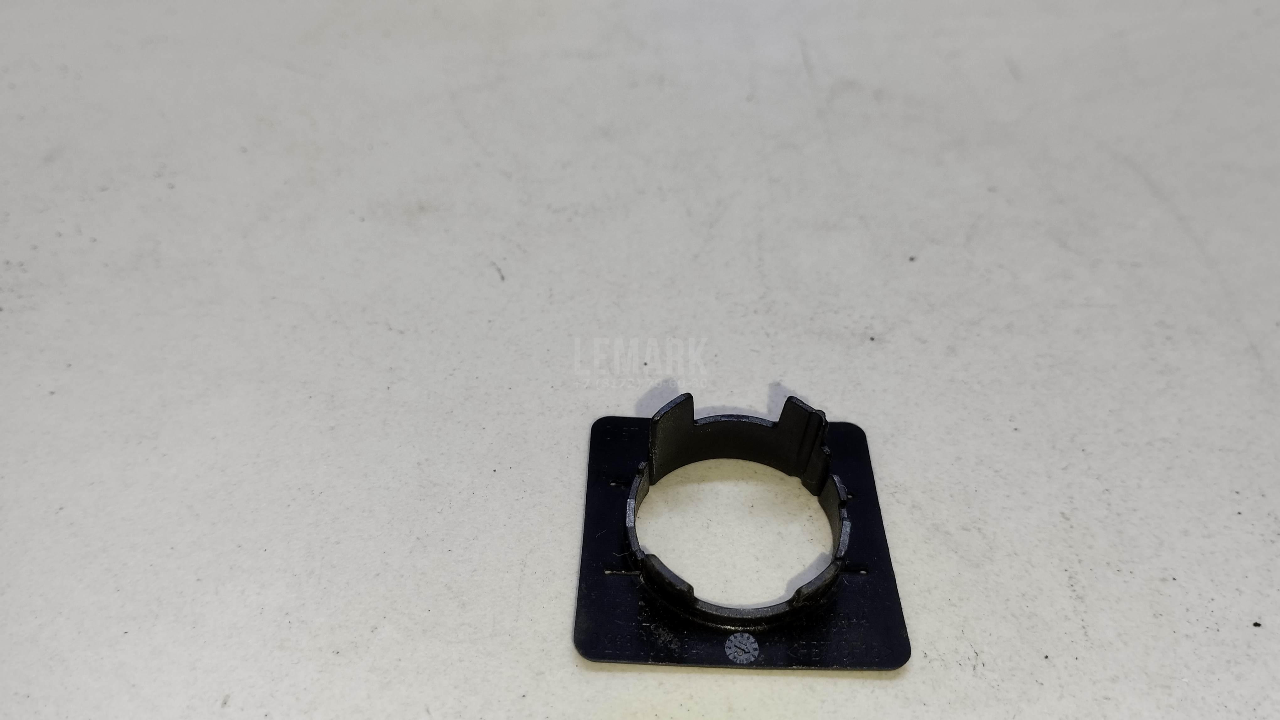 Кронштейн датчика парковки для  BMW 6-serie E64 2004-2009