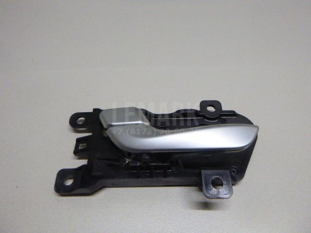 Ручка двери внутренняя левая 826102W000SDH Hyundai-Kia