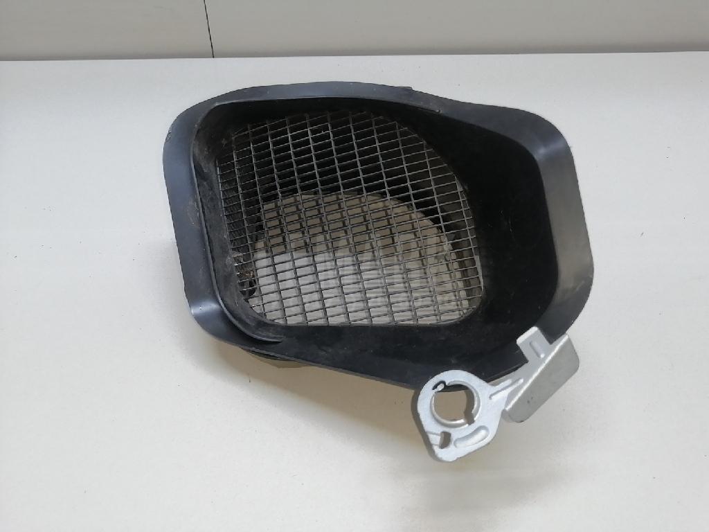 Воздухозаборник (внутри) 7P0819155B VAG
