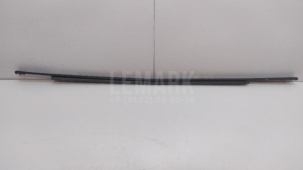 Накладка стекла заднего правого для  BMW 3-serie F30/F31/F80 2011-2020