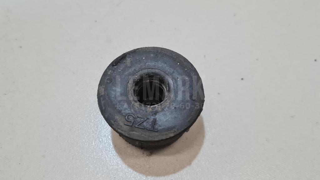 Подушка радиатора для  BMW X3 E83 2004-2010