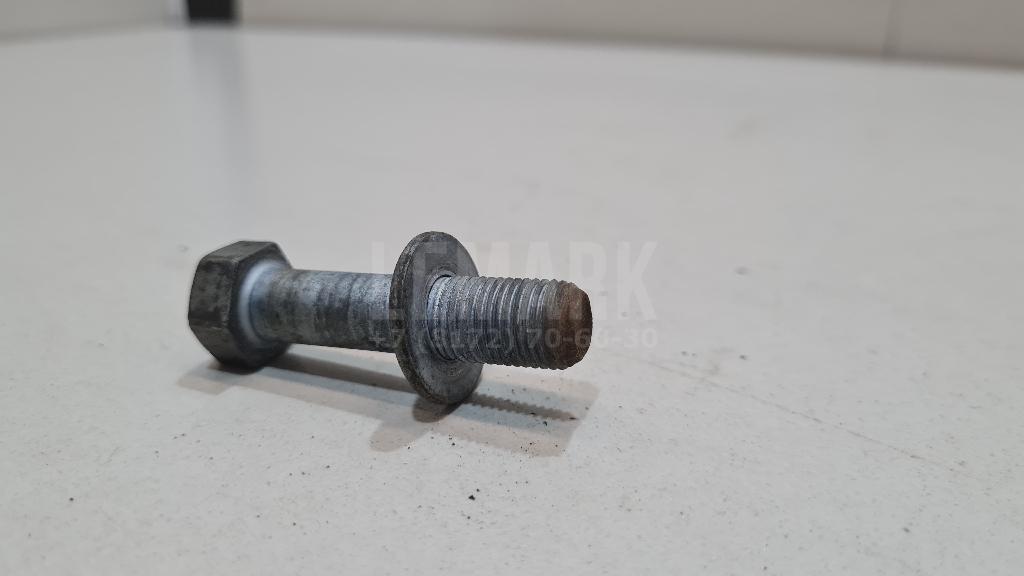 Болт для  Audi