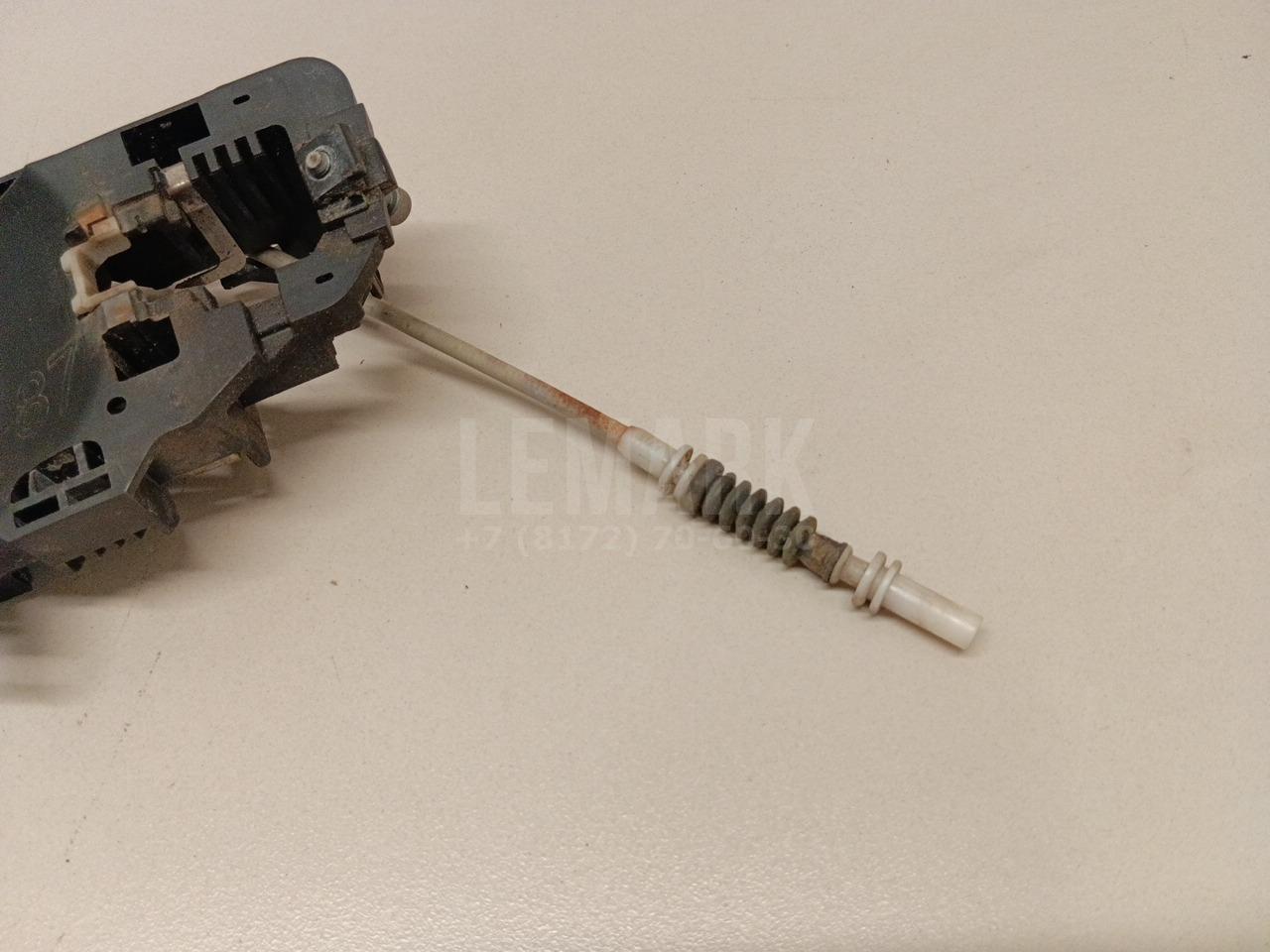 Кронштейн ручки для  BMW 1-serie E82/E88 2007-2013
