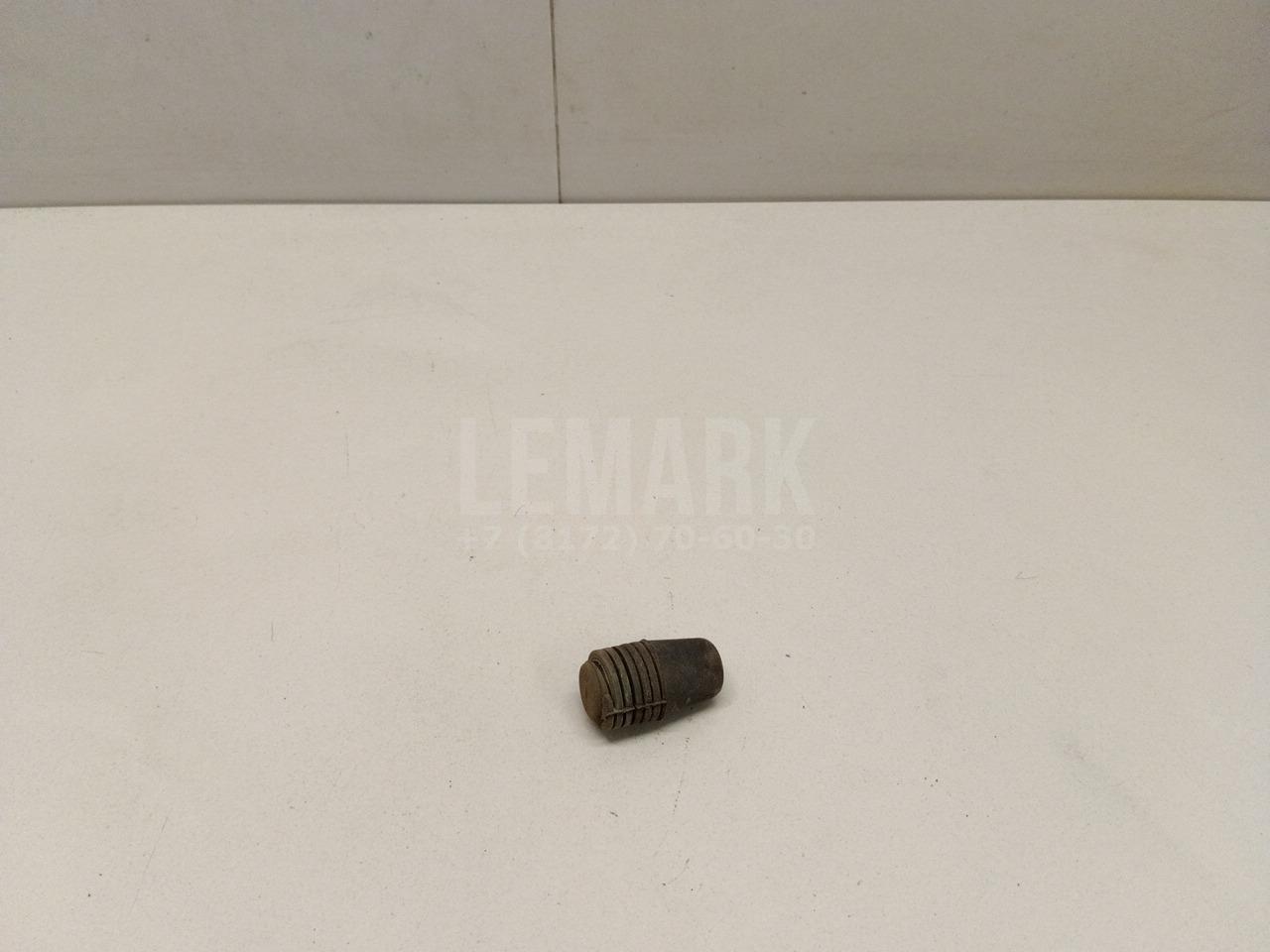 Отбойник капота 1069504 Ford