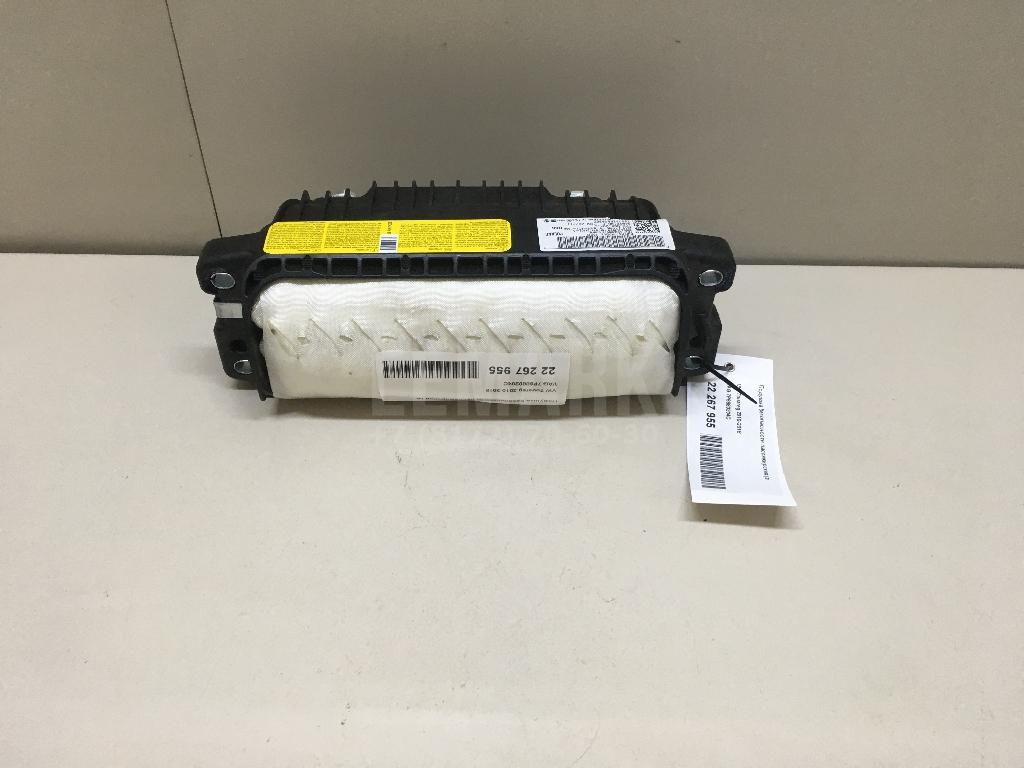 Подушка безопасности пассажирская (в торпедо) 7P6880204C VAG