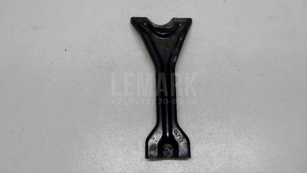 Кронштейн передней панели 1T0805567A VAG