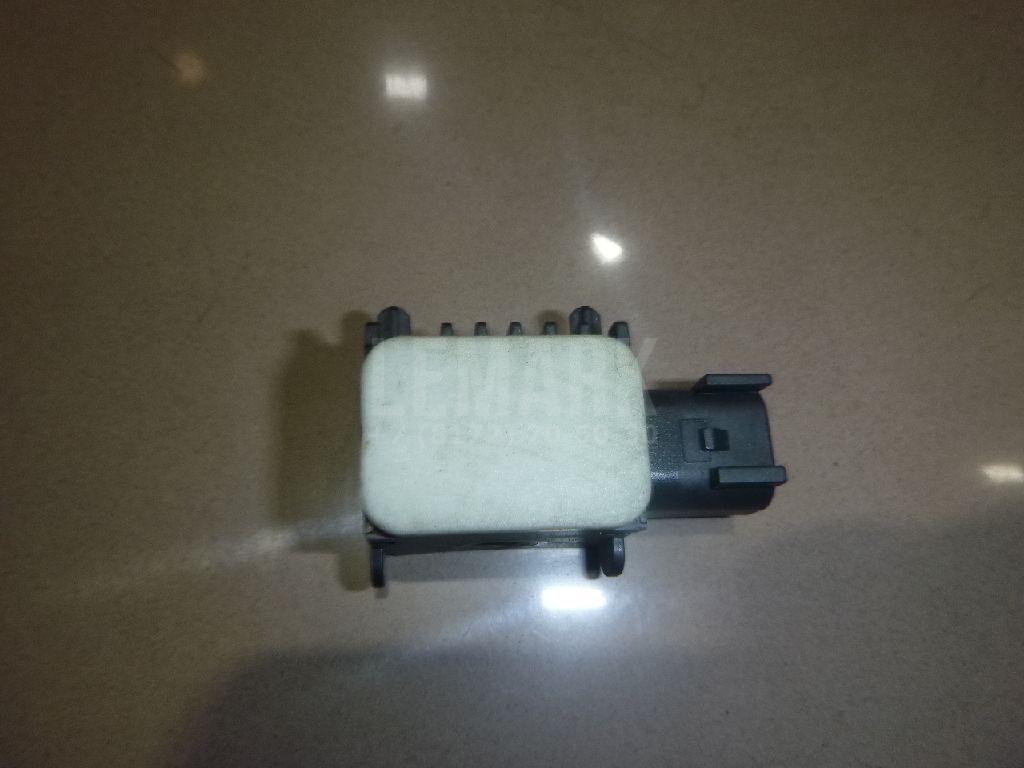 Датчик AIR BAG YDB500400 Land Rover