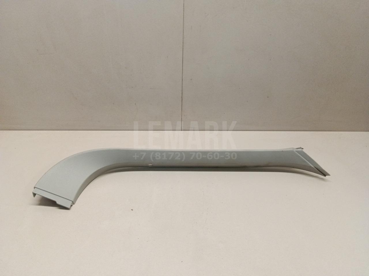 Обшивка двери багажника 1352779 Ford