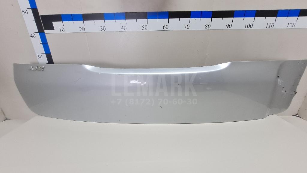 Накладка двери багажника 7680242070B1 Toyota