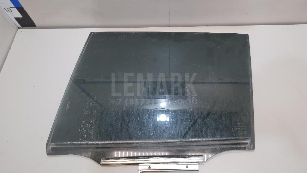 Стекло двери задней левой 6810442130 Toyota