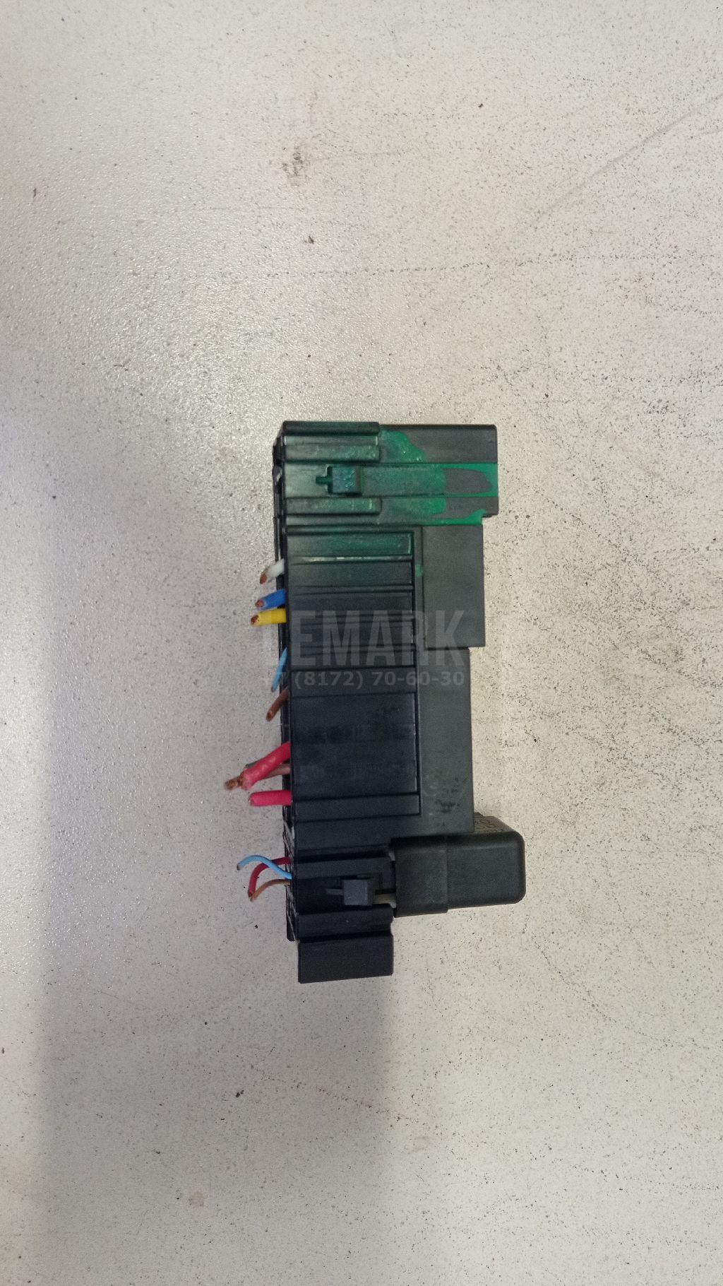 Блок предохранителей 243817990A Nissan